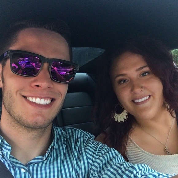 Meet your Posher, Tara 💋 - Picture 4 of 7